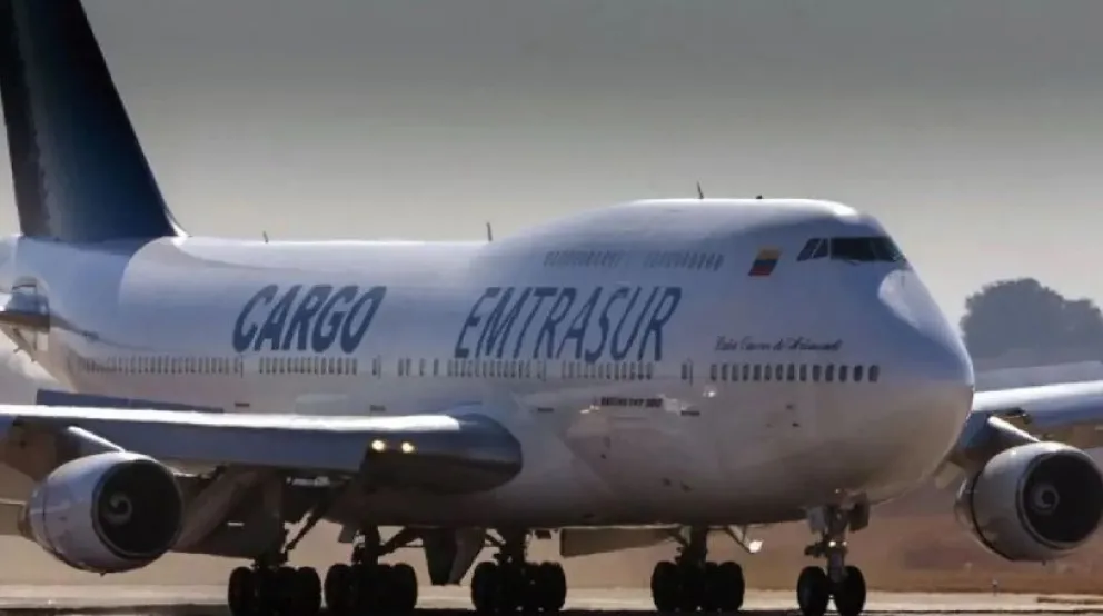 El avión iraní-venezolano retenido en Ezeiza fue allanado por el FBI