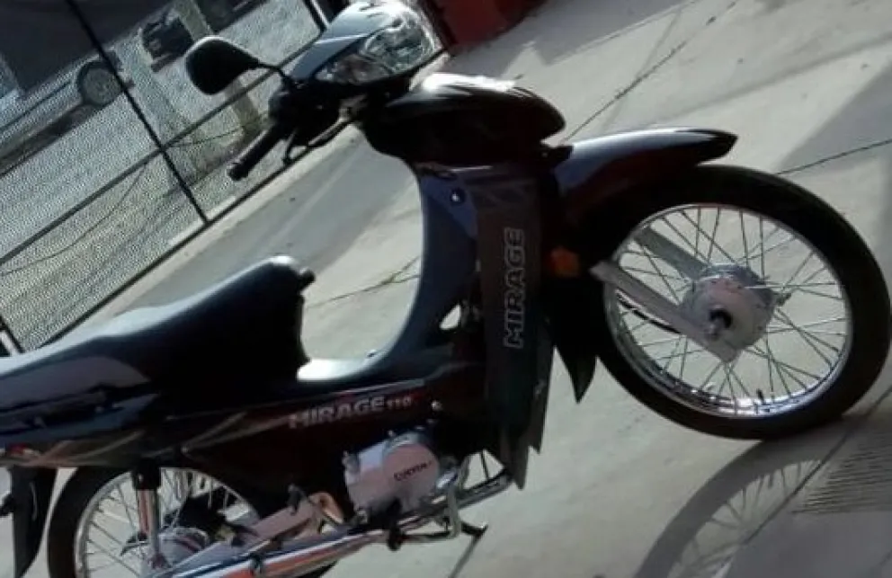 Caraduras: le robaron la moto y luego le pidieron 15 mil pesos