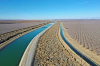California revela una nueva estrategia de agua: planificación ante una mayor escasez