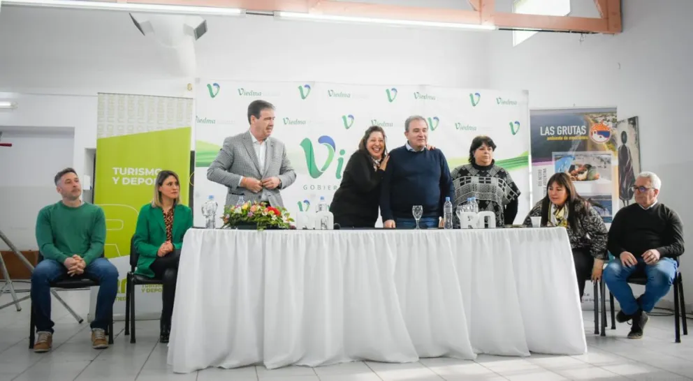Se presentó la unificación de temporada de Avistaje de Fauna Marina Viedma-SAO: “Esto es un salto de calidad”