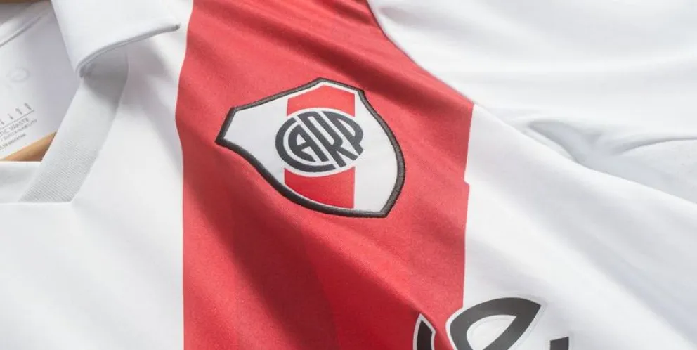 Nuevo modelo: River estrenará camiseta en el partido frente a Newell's