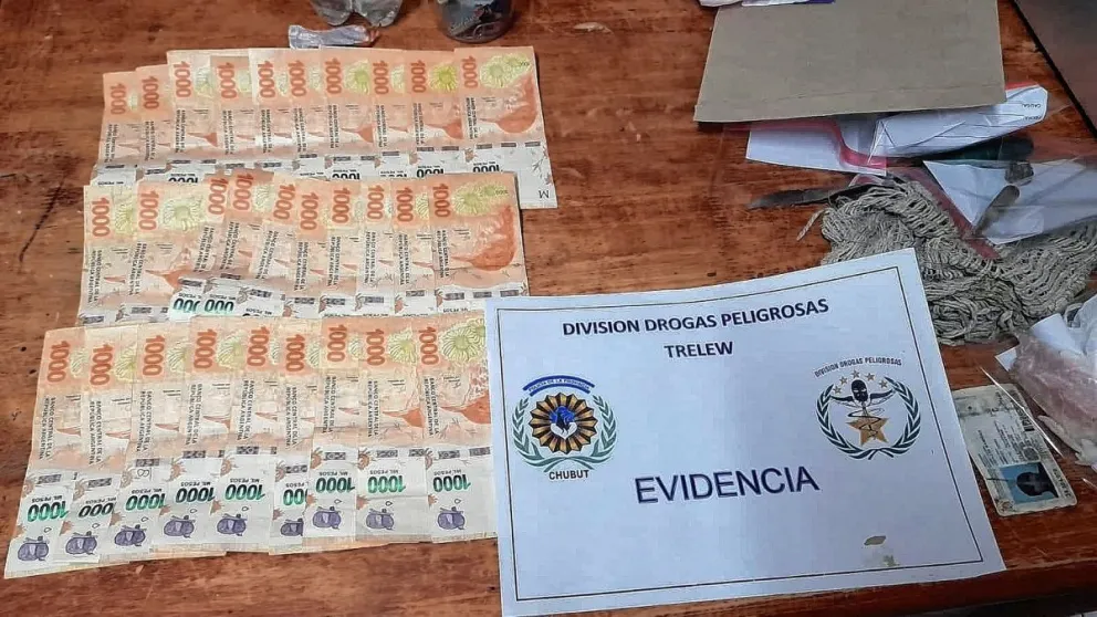 Presunto “narco” detenido y “punteros” demorados en allanamientos en Trelew