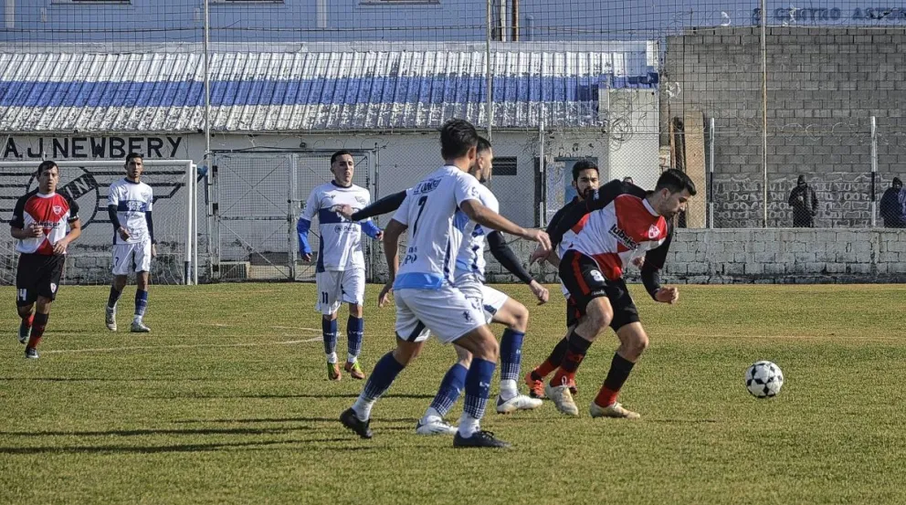 Tercera goleada seguida de la C.A.I.