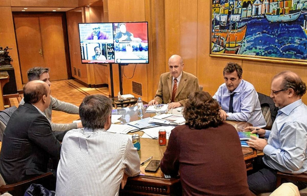 Cuáles son los puntos principales del decreto de Massa para convertir planes en empleo formal