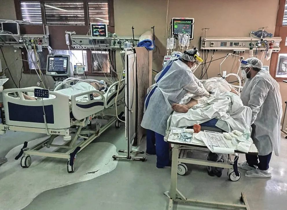 Coronavirus en la Argentina: menos contagios pero muchas más muertes