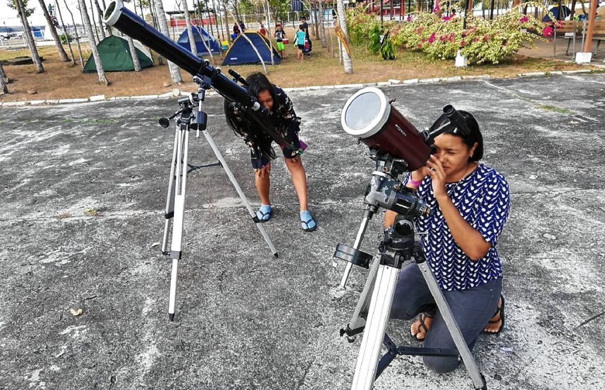 Sorpresa universitaria: astronomía y genética están entre las carreras con mayor demanda laboral
