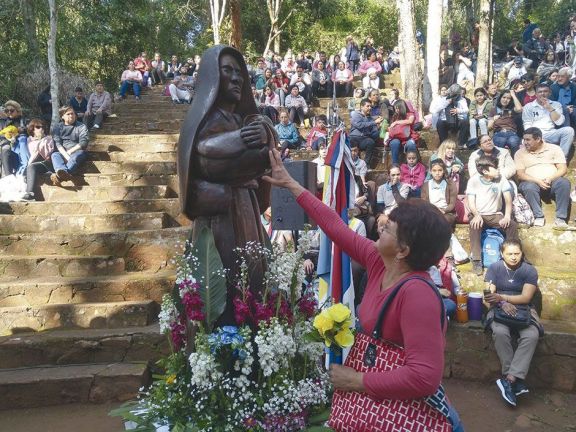 Volvió la peregrinación a la Virgen Santa María del Yguazú