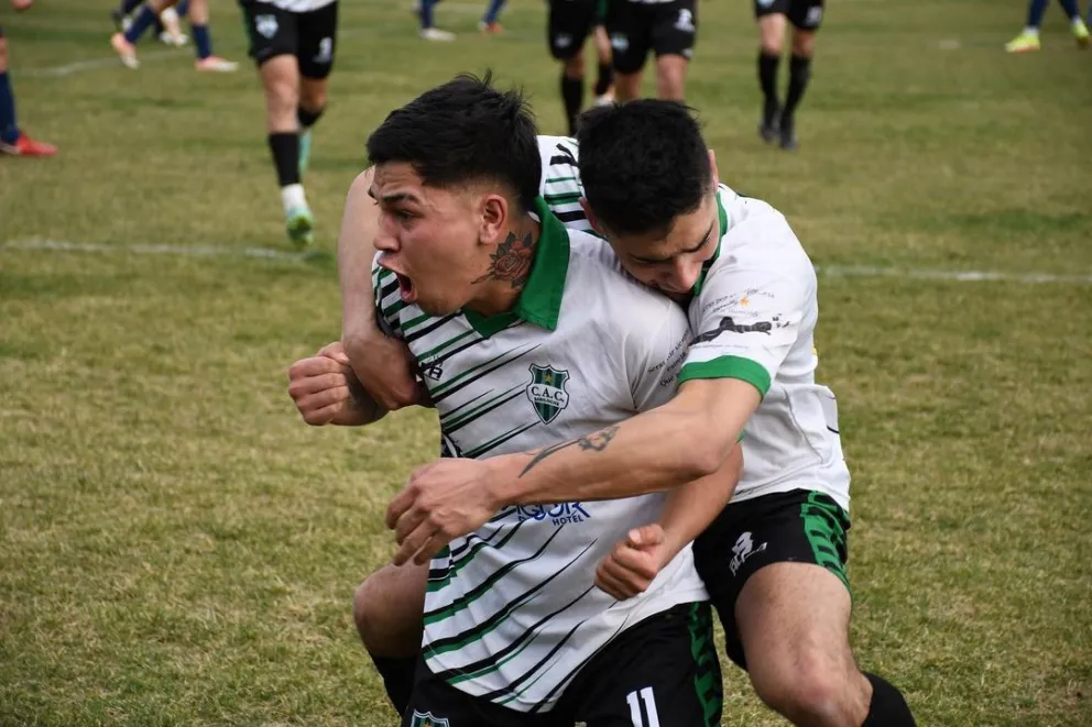 Chicago perdió en Roca y Dina Huapi sumó en Maquinchao