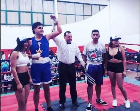 Boxeadores de Iguazú se impusieron en la velada boxística de 25 de Mayo
