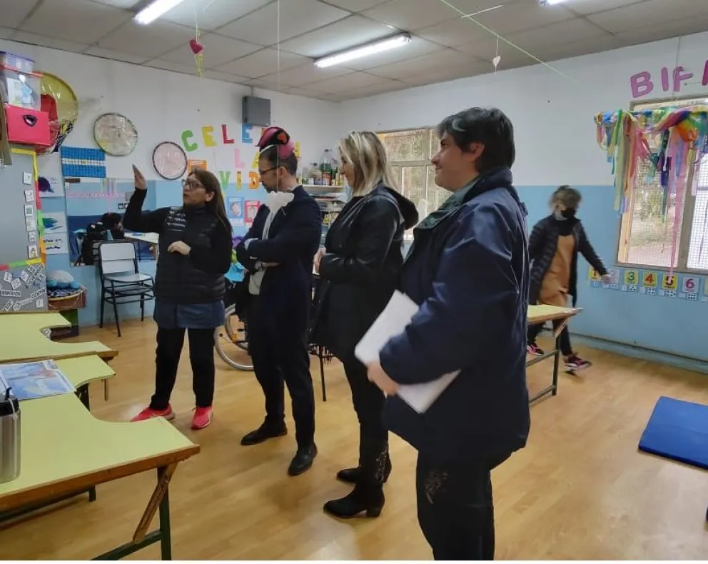 Luego del accidente en la Escuela El Dique, Defensoría del Pueblo de Río Negro hizo una inspección