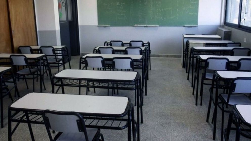 Suspenden las clases este martes 