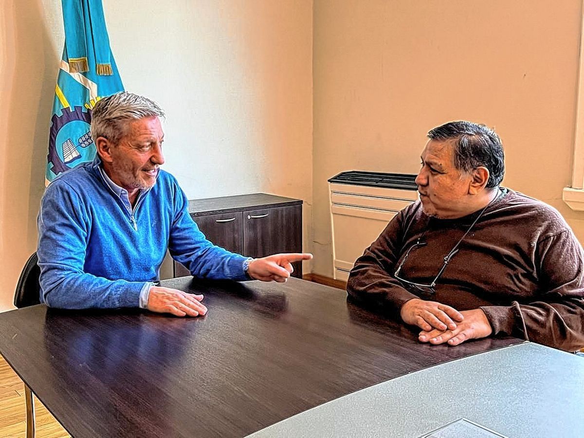 Petroleros y Arcioni delinearon políticas tendientes a fortalecer la Cuenca