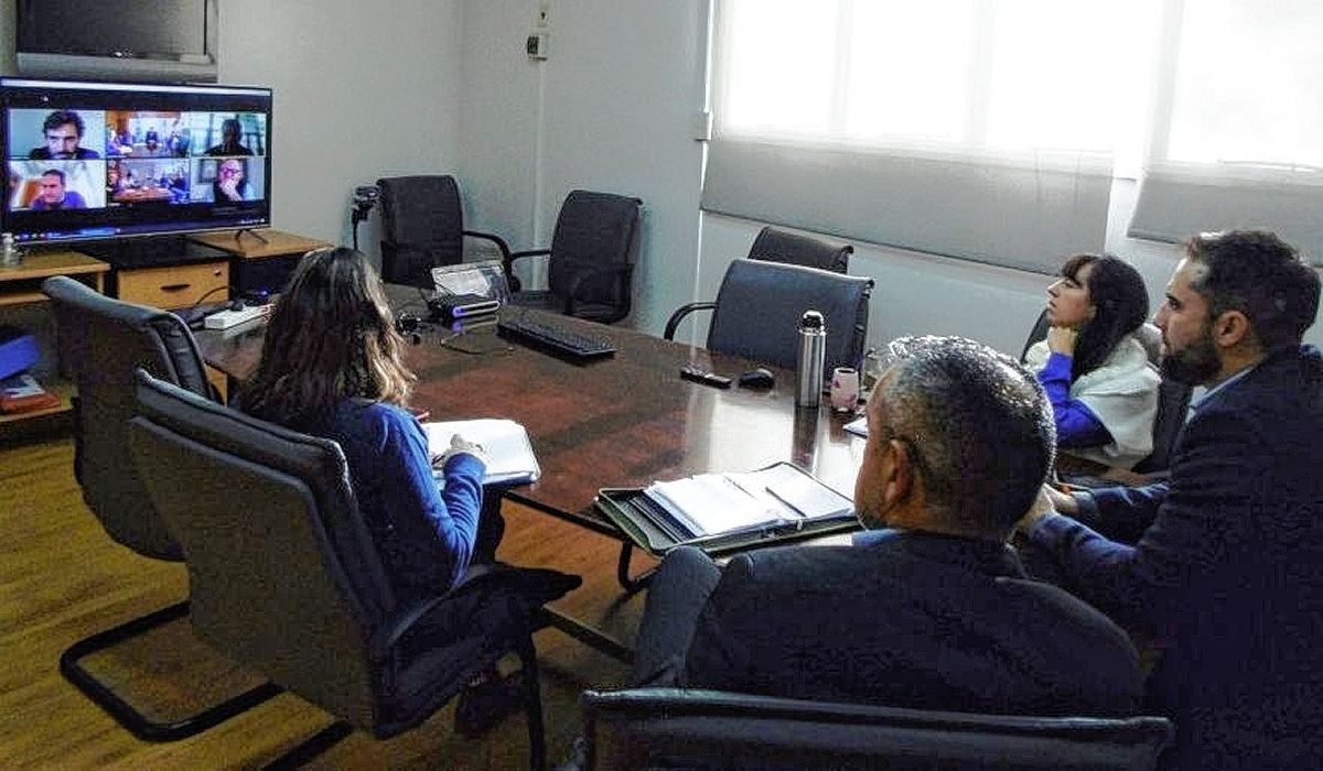 Chubut trabaja junto al ORSNA y Aerolíneas Argentinas en nuevas alternativas para exportar productos chubutenses