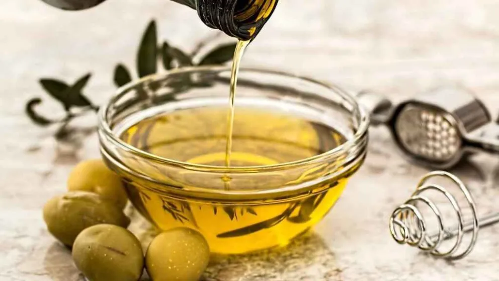 ANMAT prohibió la venta de un aceite de oliva: qué marca es