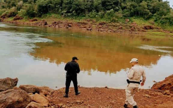 Puerto Libertad: hallaron en el río Paraná el cuerpo de una mujer que era buscada en Brasil
