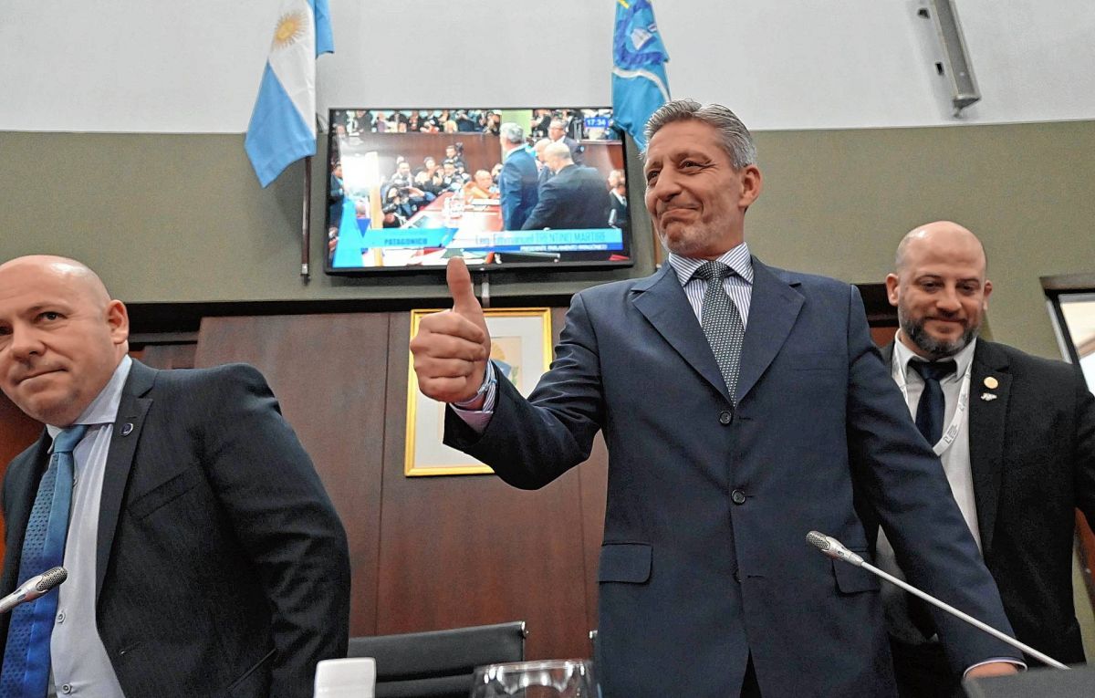 Arcioni presidió la apertura oficial del Parlamento Patagónico