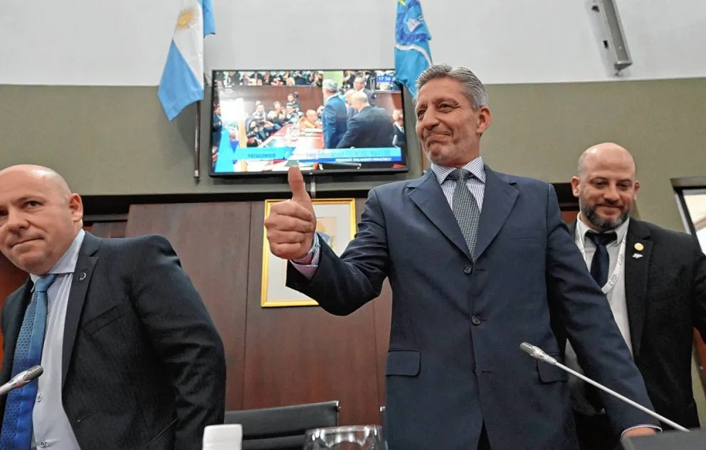 Arcioni presidió la apertura oficial del Parlamento Patagónico