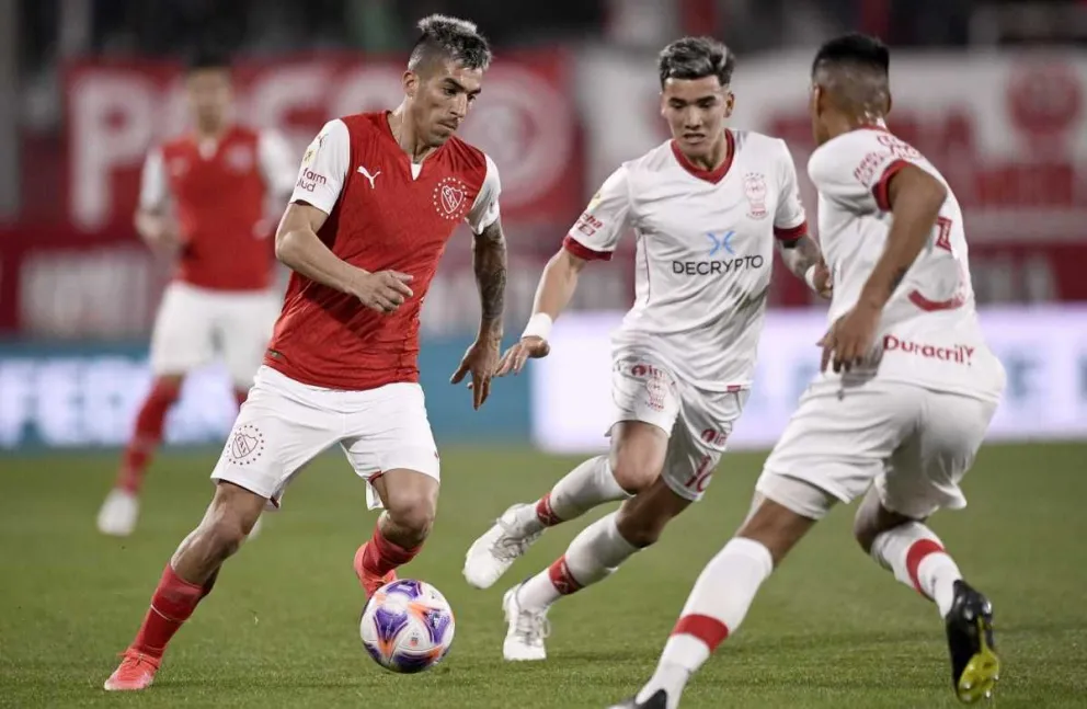 Huracán mereció ganar pero termino empatando con Independiente