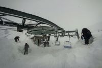 El detrás de un día de esquí: cómo es la tarea de los operarios del cerro Catedral