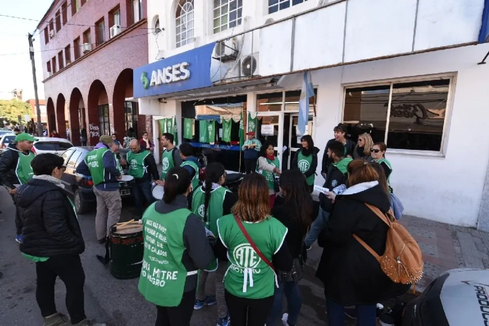 ATE ya inició el paro en los organismos nacionales