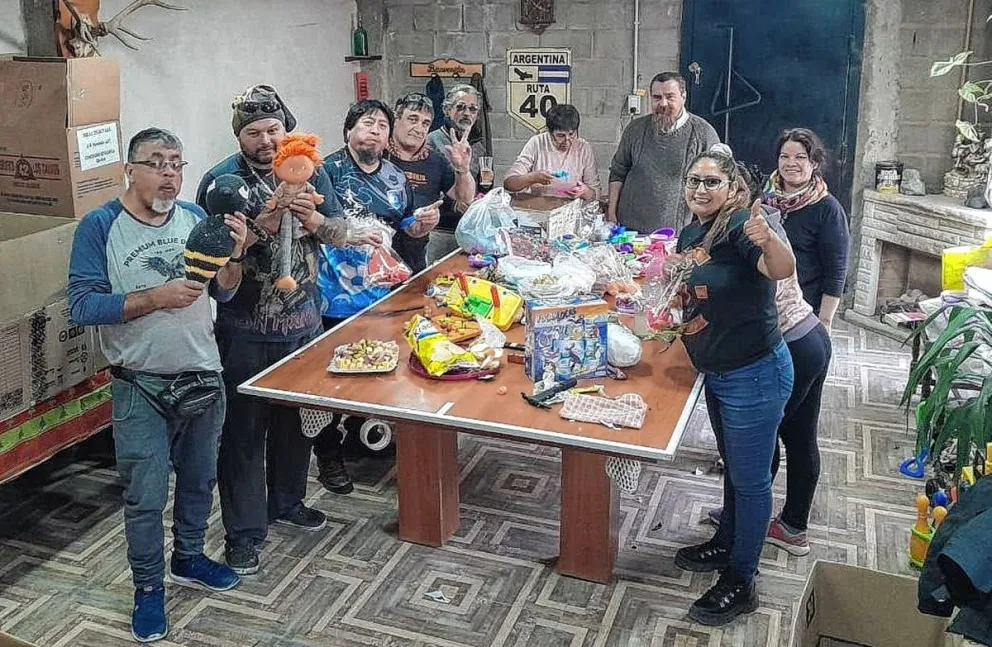 Festejo Día del Niño en La Saladita con motociclistas