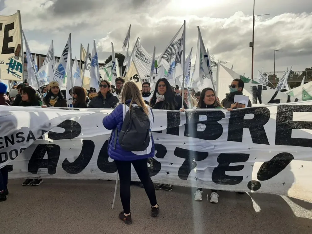 El gobierno y UNTER volverán a sentarse en paritaria