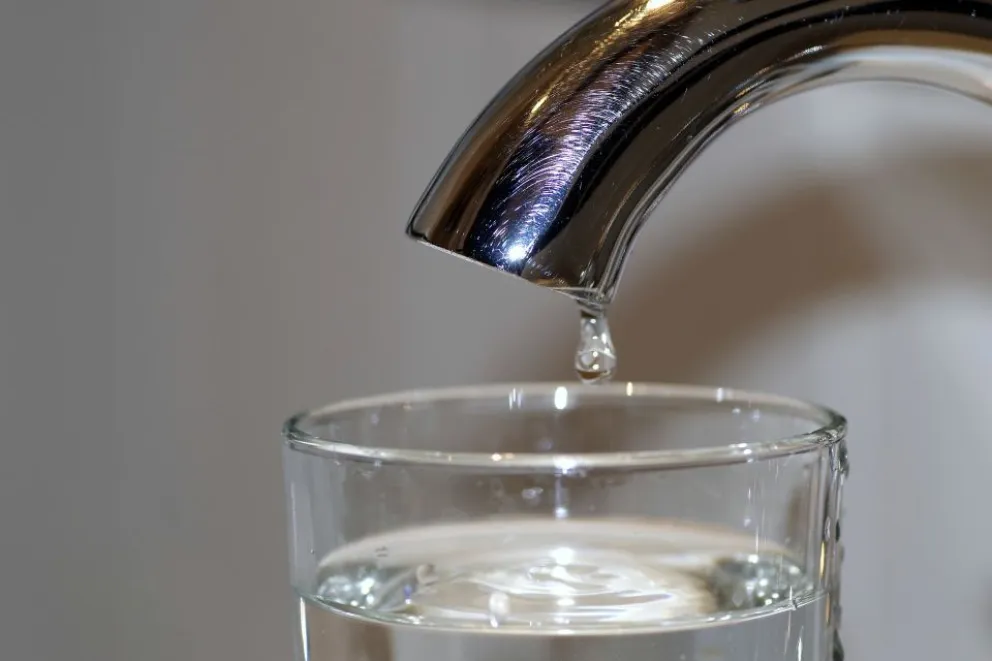 La ciudad está sin agua y varios vecinos se agarran de los pelos