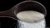 La Anmat prohibió una conocida marca de azúcar que tenía "piedras"