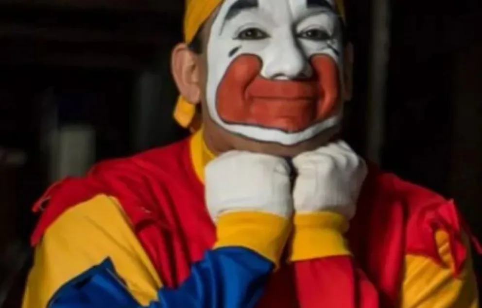 Se pierde la magia: se filtró una imagen de la cara de Piñón Fijo sin nada de maquillaje