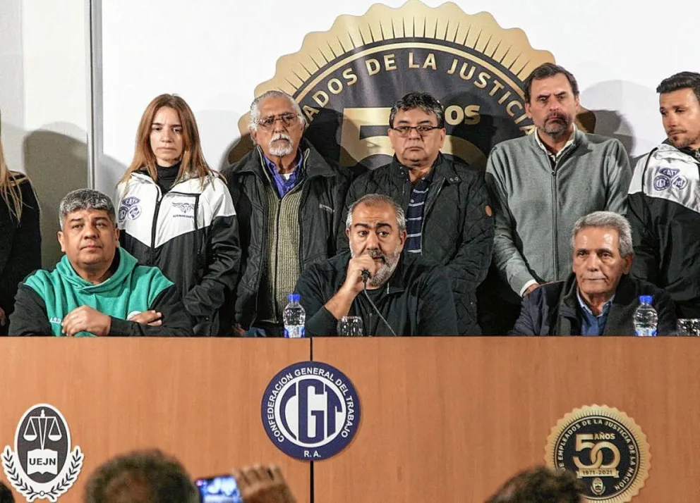 Jornada de marchas masivas: la CGT, las CTA y la izquierda apuntaron a "los especuladores"