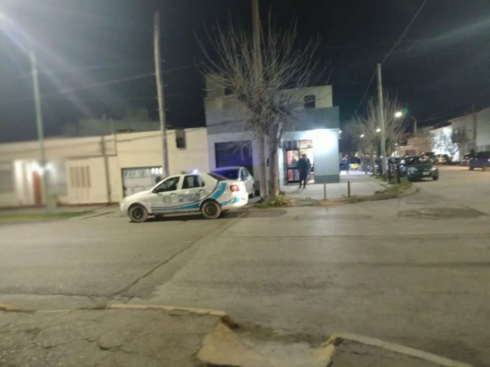 Polémica en una rotisería por la modalidad de los controles por parte de inspectores municipales 