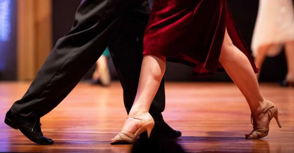 Nueva Milonga en el CEMAR con campeones del Mundial de tango