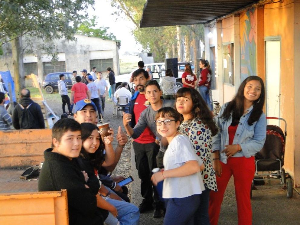 Con estudiantes de toda la provincia comienza el 8vo. Festival de Cine Rural