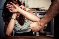 Violó la prohibición de acercamiento y golpeó a su ex pareja: fue detenido por la policía 