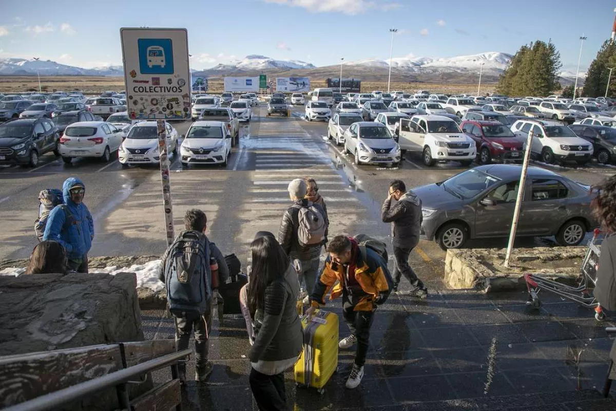 El Aeropuerto de Bariloche sigue adaptándose a una mayor demanda de  pasajeros | Bariloche Opina | Noticias de Bariloche.