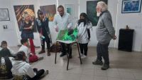 Muestras artísticas recorren Escuelas de Viedma, El Juncal y San Javier 
