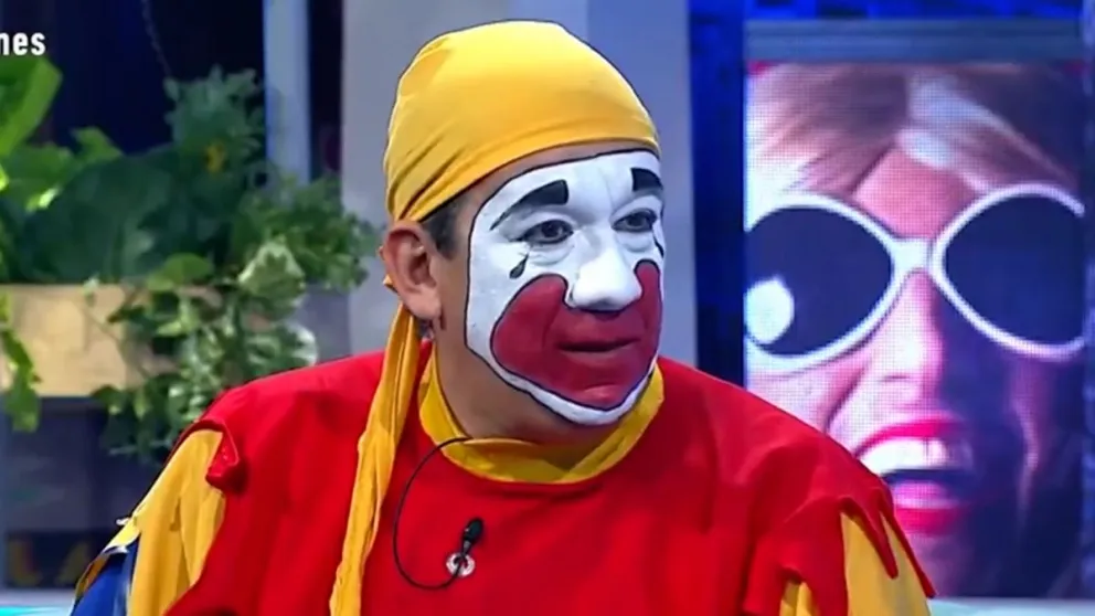 Fin del misterio: revelaron la cara de Piñón Fijo sin maquillaje