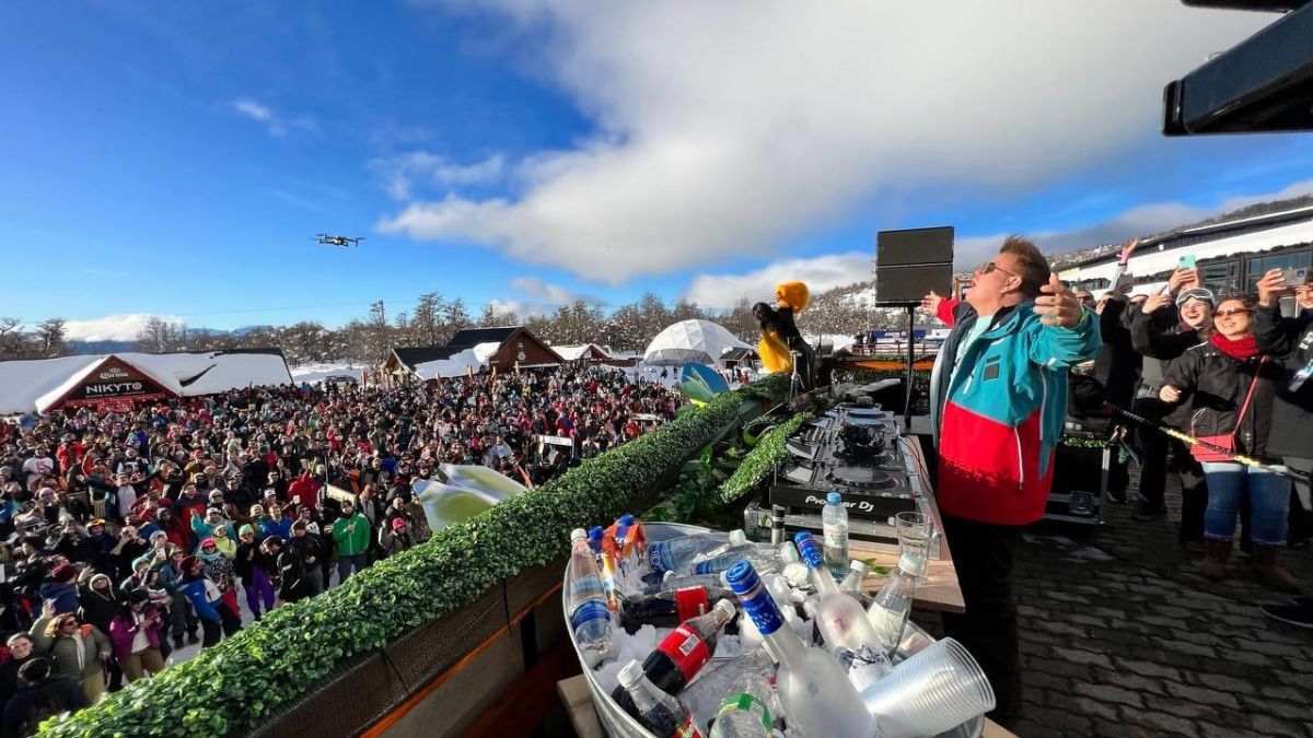 Paul Oakenfold hizo bailar a una multitud en la base de Chapelco