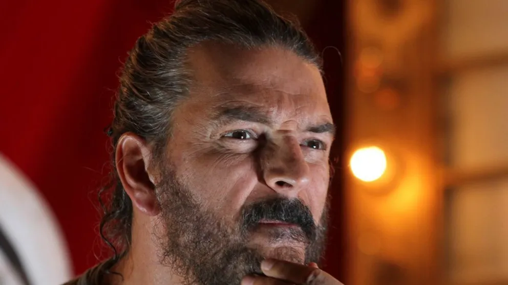 Ricardo Arjona criticado por las declaraciones que hizo durante un concierto y no lo dejaron bien parado