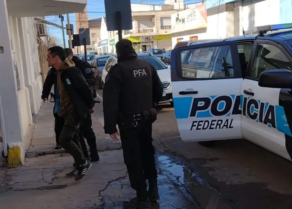 La Policía Federal detuvo a un individuo con pedido de captura en Viedma