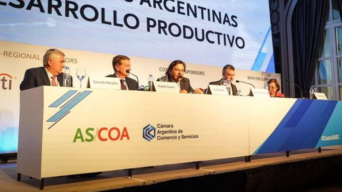 Gustavo Sáenz expuso sobre los proyectos que se están llevando a cabo en Salta