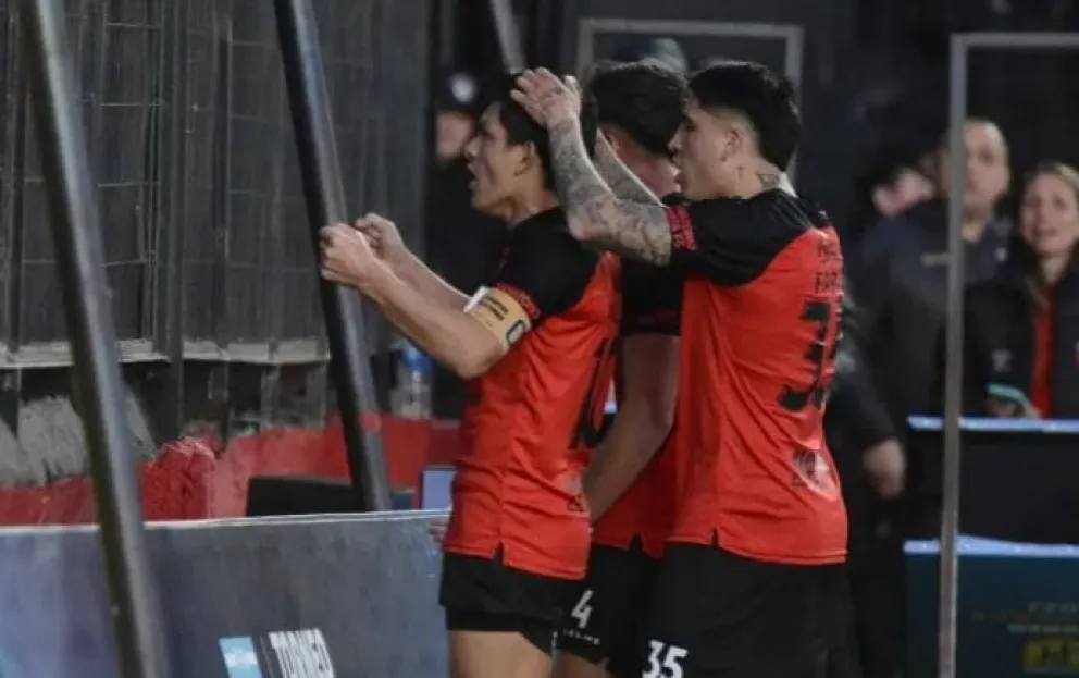Liga Profesional: Colón venció a Tigre con un agónico gol del Pulga Rodríguez 