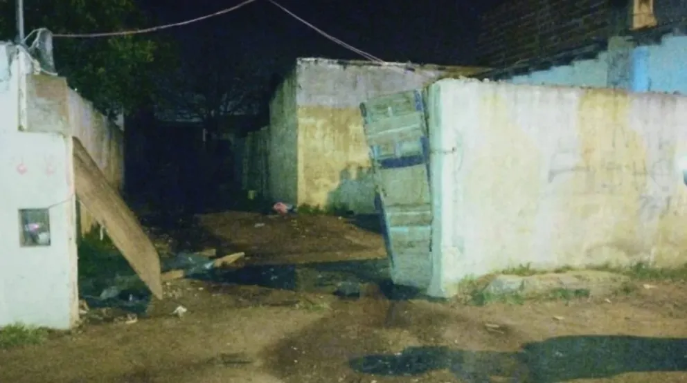 Horror: prendió fuego la casa de su mamá porque no quiso cuidarle a sus hijos