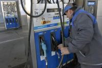 YPF aumentó un 7,5% promedio los precios en sus combustibles desde este domingo