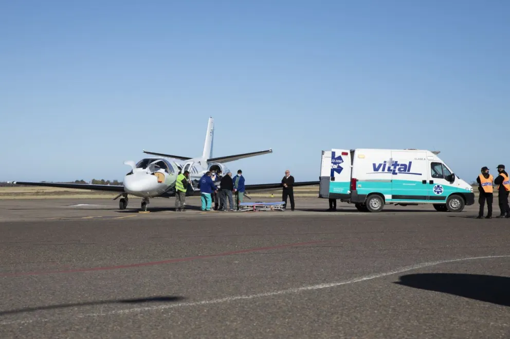 El avión sanitario hizo su primer vuelo
