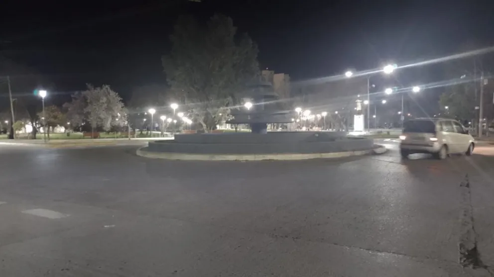 Una patota acorraló a un joven, uno de los miembros robó el celular, y a las pocas cuadras quedó detenido