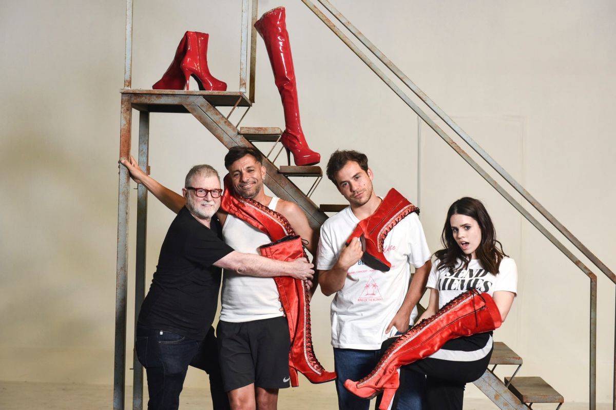 “Kinky Boots”, el ovacionado musical que pisa fuerte en la Avenida Corrientes