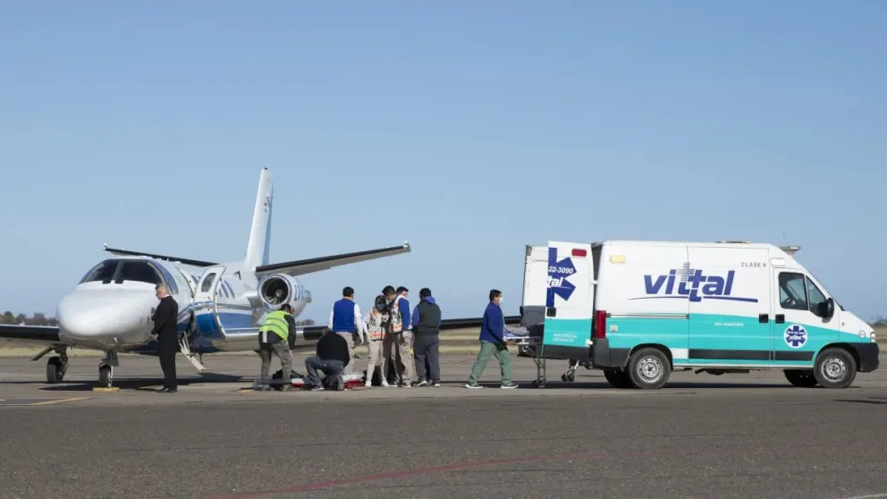 El equipo de emergentología del avión sanitario realizó tres vuelos en 24 horas