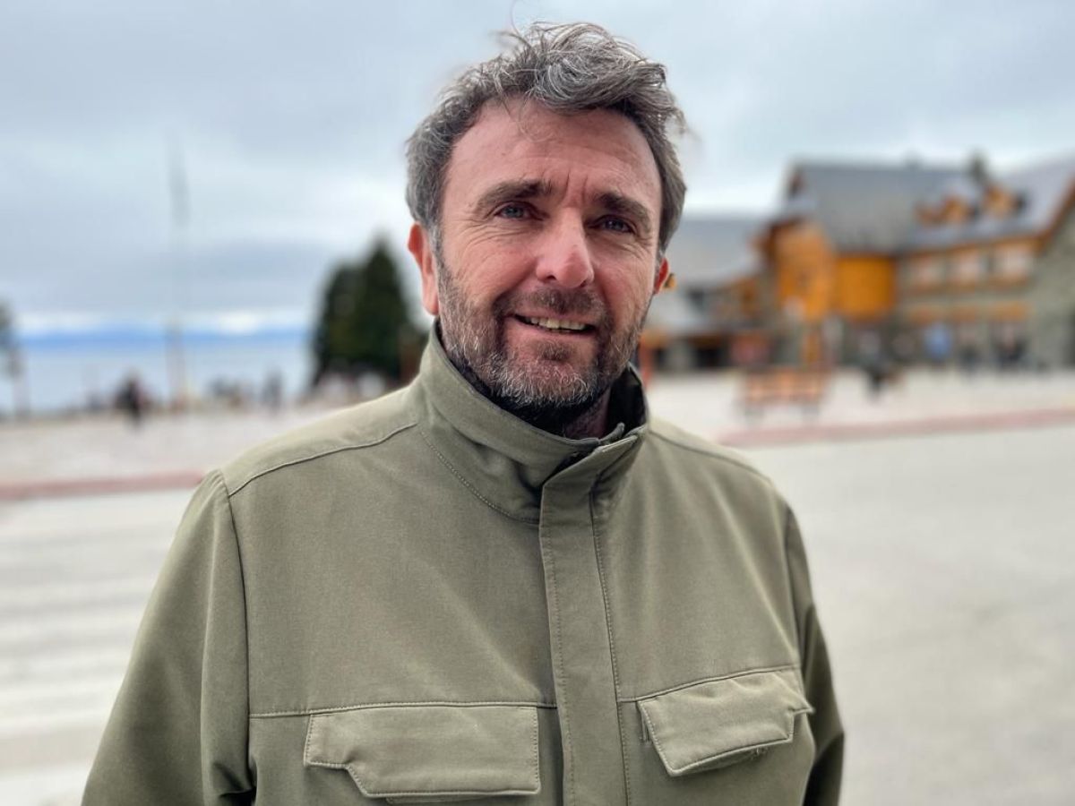 Denoya: "Buscamos que Bariloche vuelva a ser accesible para todos los egresados"