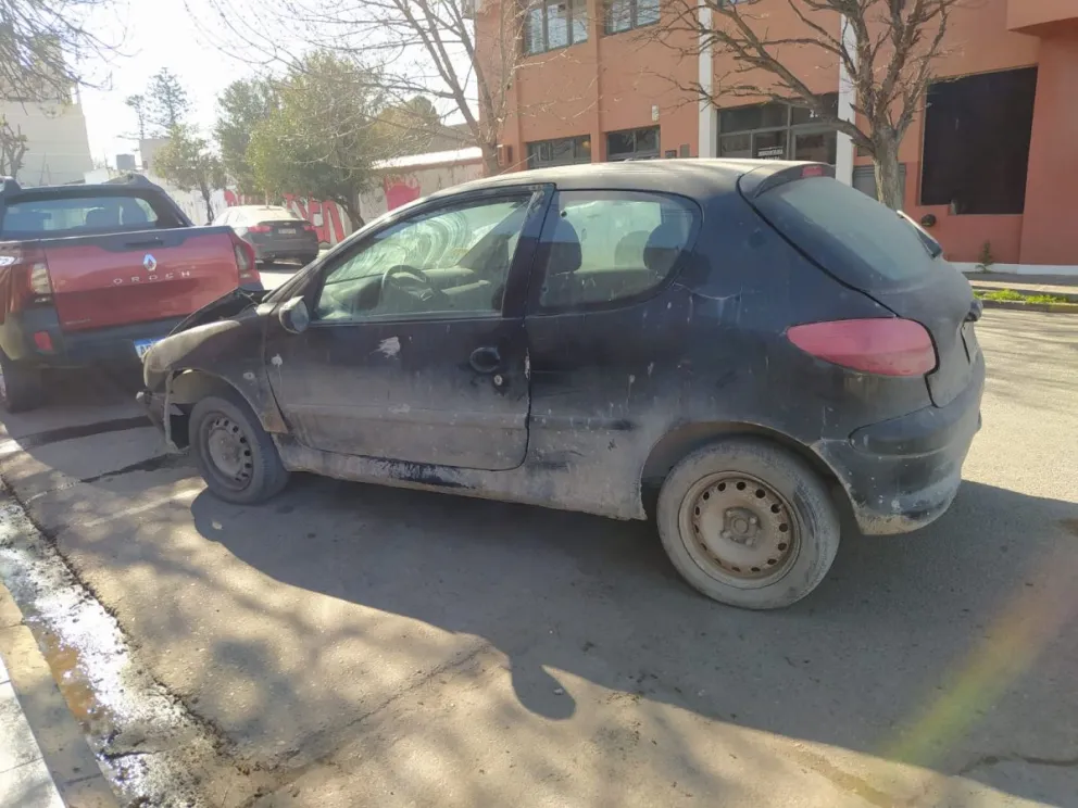 Una pesadilla en las calles: la tarde arrancó en Viedma con dos choques